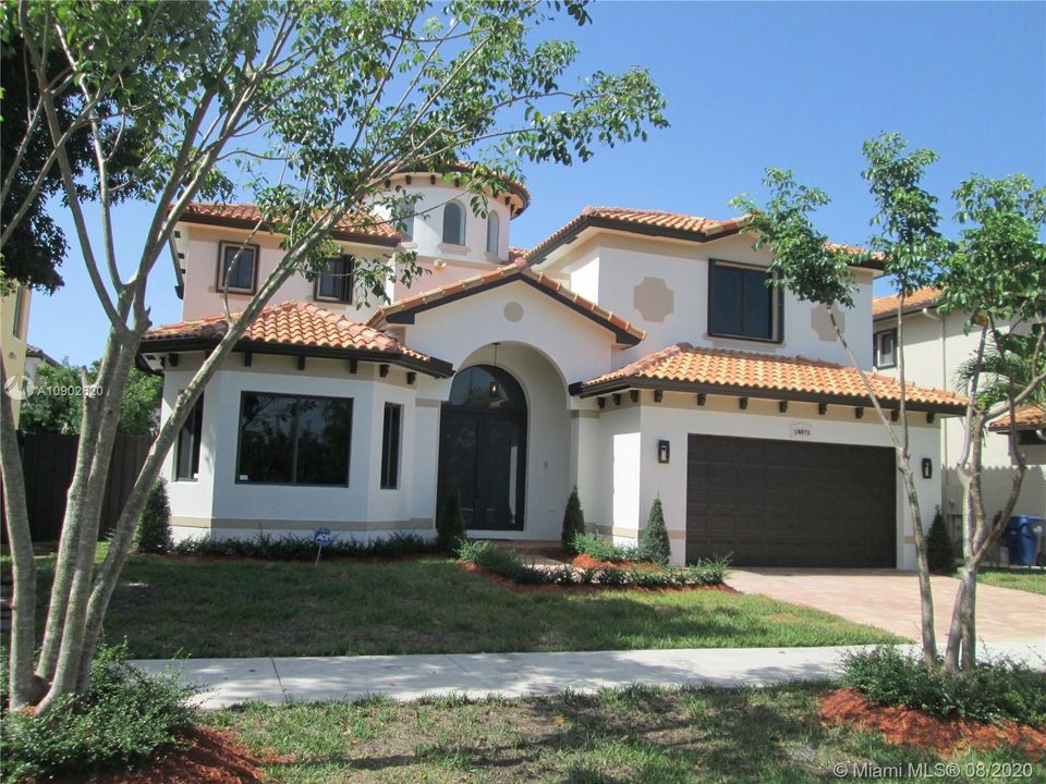Recently Sold: $659,900 (5 beds, 4 baths, 3727 Square Feet)