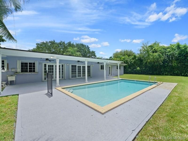 Recently Rented: $4,000 (4 beds, 2 baths, 2340 Square Feet)
