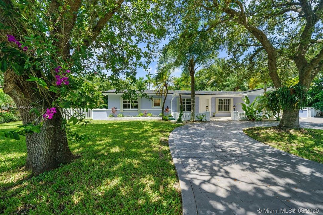 Recently Rented: $4,000 (4 beds, 2 baths, 2340 Square Feet)