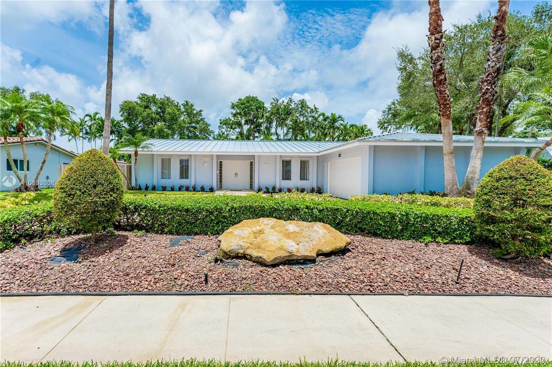 Recently Sold: $695,000 (4 beds, 3 baths, 0 Square Feet)