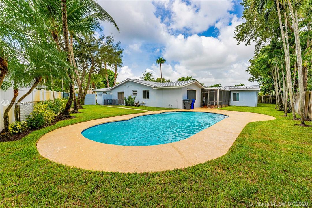 Recently Sold: $695,000 (4 beds, 3 baths, 0 Square Feet)