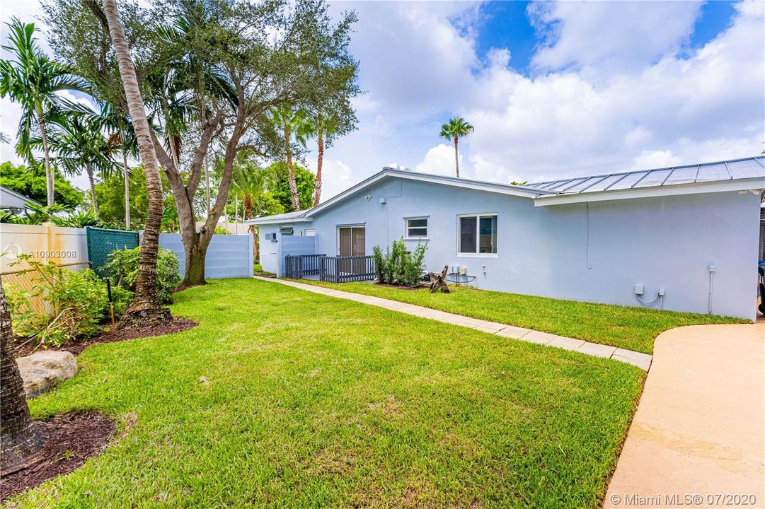 Recently Sold: $695,000 (4 beds, 3 baths, 0 Square Feet)