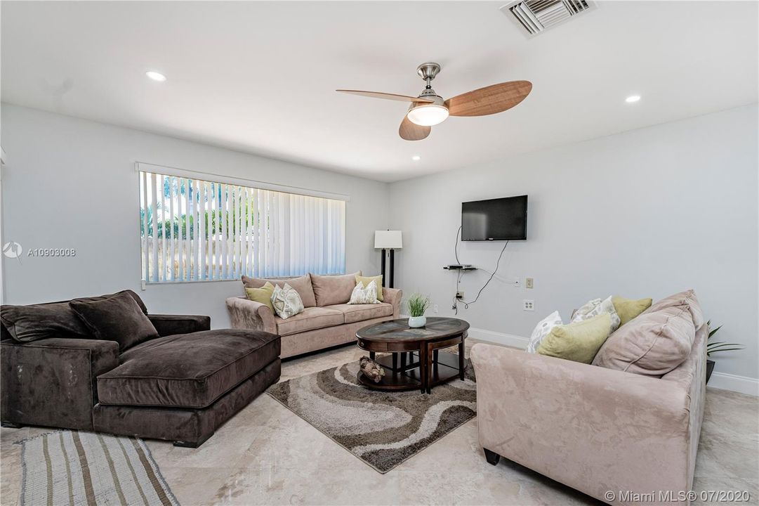 Recently Sold: $695,000 (4 beds, 3 baths, 0 Square Feet)