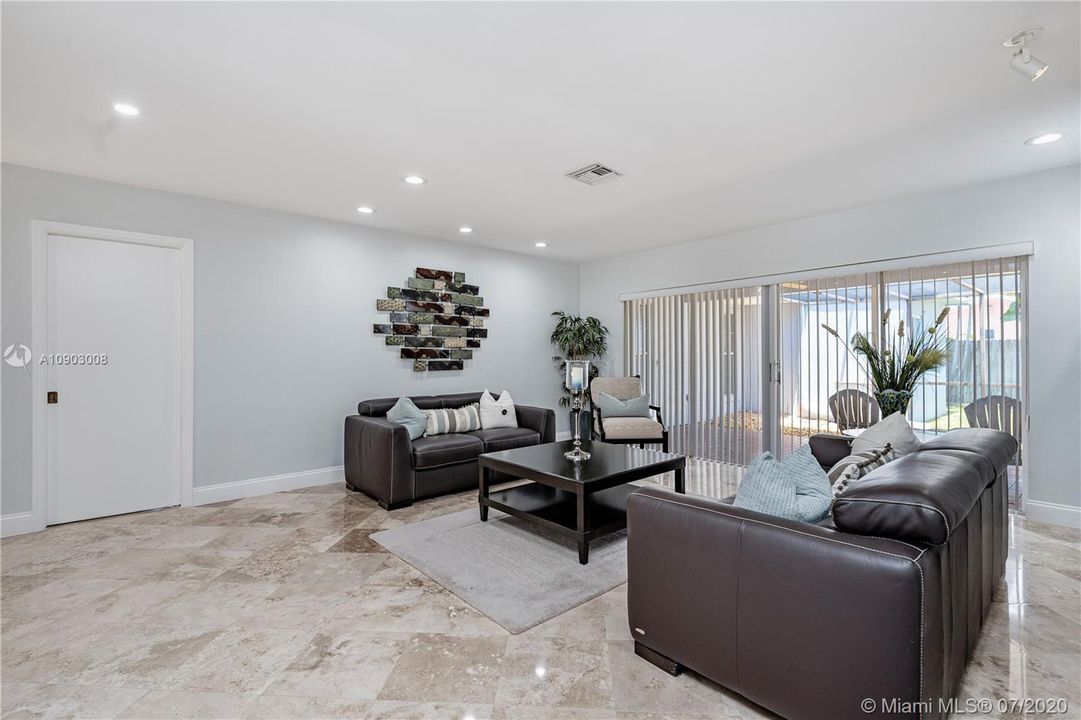 Recently Sold: $695,000 (4 beds, 3 baths, 0 Square Feet)