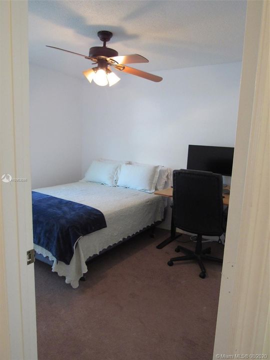 Recently Rented: $2,650 (3 beds, 2 baths, 1632 Square Feet)