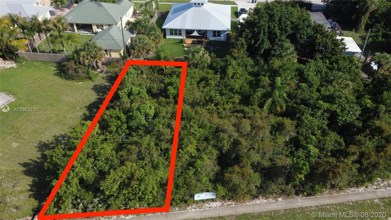 Recently Sold: $110,000 (0.10 acres)