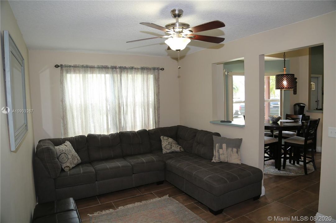 Bonus room, your choice, tv, media, den