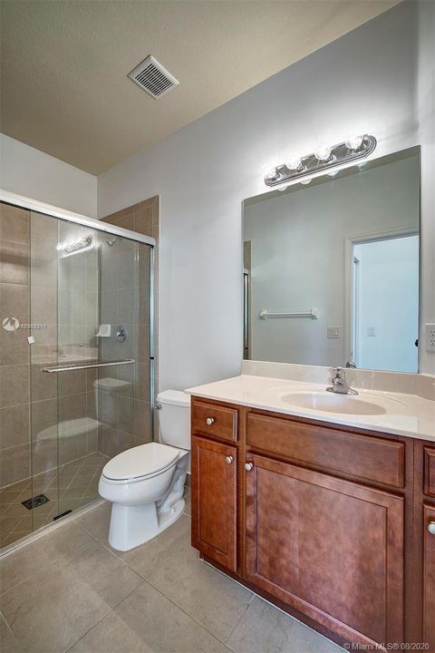 Recently Sold: $345,000 (4 beds, 3 baths, 1992 Square Feet)