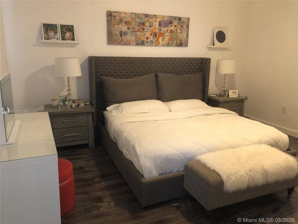Недавно продано: $249,000 (3 спален, 2 ванн, 1442 Квадратных фут)