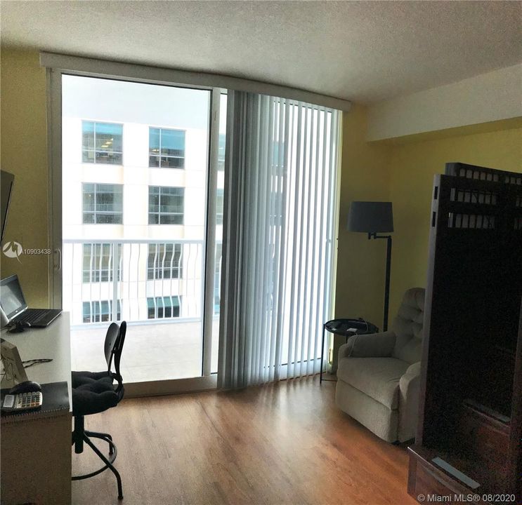 Vendido Recientemente: $217,500 (0 camas, 1 baños, 425 Pies cuadrados)