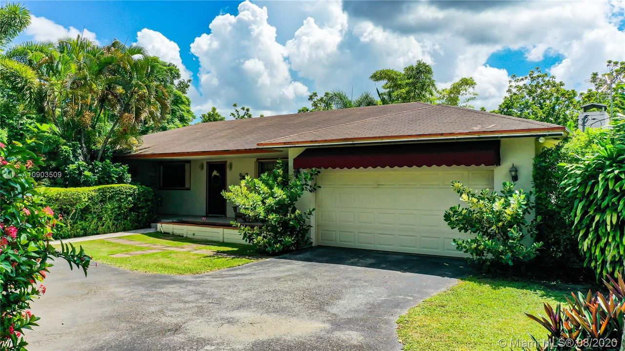 Vendido Recientemente: $525,000 (4 camas, 2 baños, 1887 Pies cuadrados)