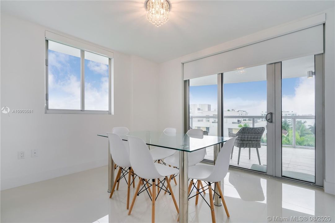 Recently Rented: $3,400 (2 beds, 2 baths, 1463 Square Feet)