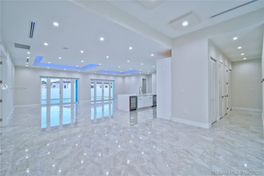 Vendido Recientemente: $1,295,000 (5 camas, 5 baños, 0 Pies cuadrados)