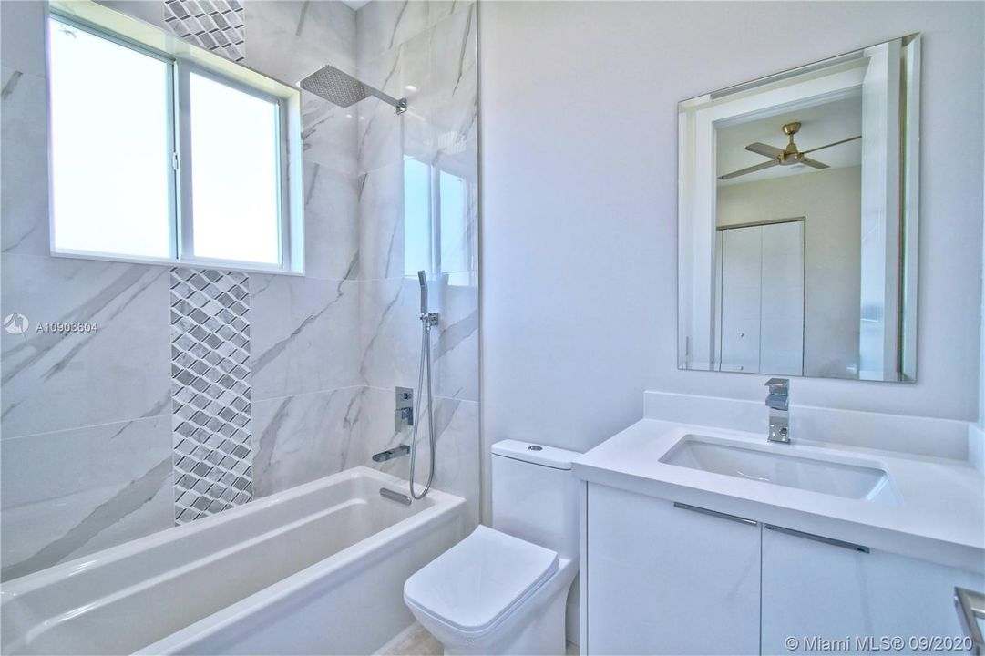 Vendido Recientemente: $1,295,000 (5 camas, 5 baños, 0 Pies cuadrados)
