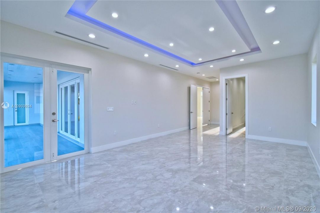 Vendido Recientemente: $1,295,000 (5 camas, 5 baños, 0 Pies cuadrados)