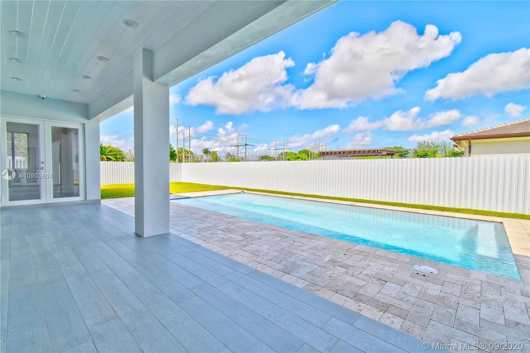 Vendido Recientemente: $1,295,000 (5 camas, 5 baños, 0 Pies cuadrados)