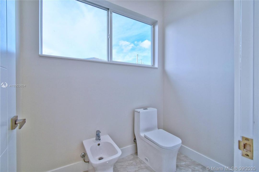 Vendido Recientemente: $1,295,000 (5 camas, 5 baños, 0 Pies cuadrados)