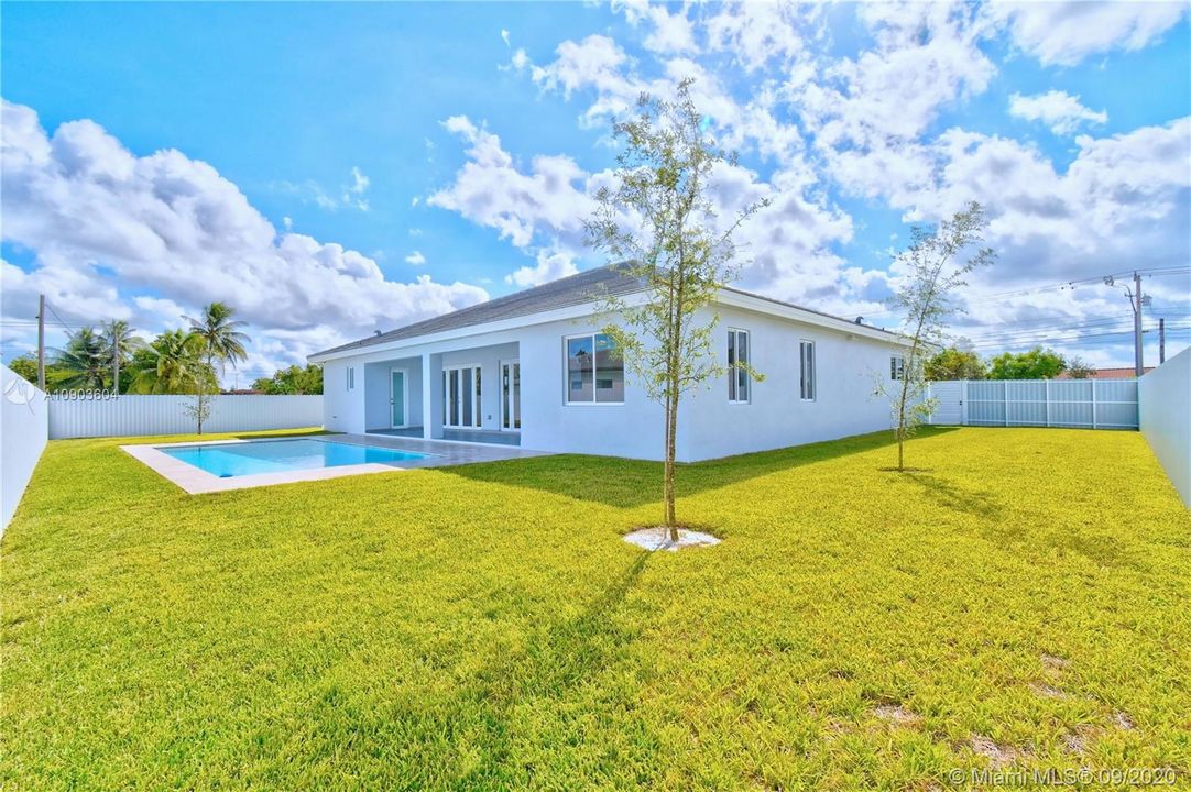 Vendido Recientemente: $1,295,000 (5 camas, 5 baños, 0 Pies cuadrados)