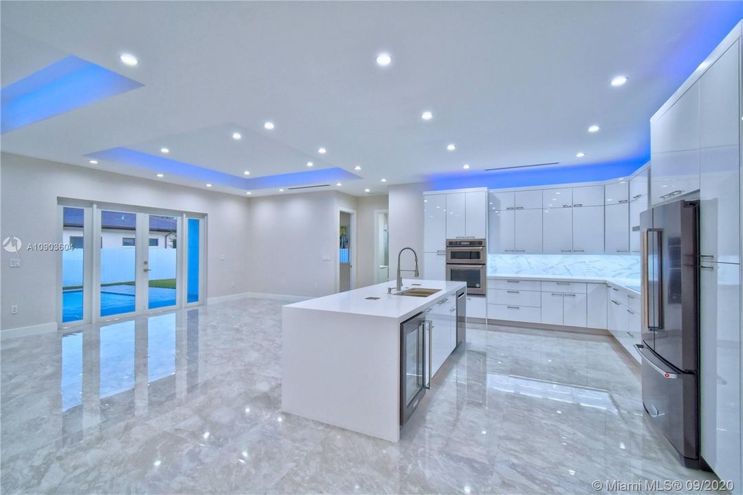 Vendido Recientemente: $1,295,000 (5 camas, 5 baños, 0 Pies cuadrados)