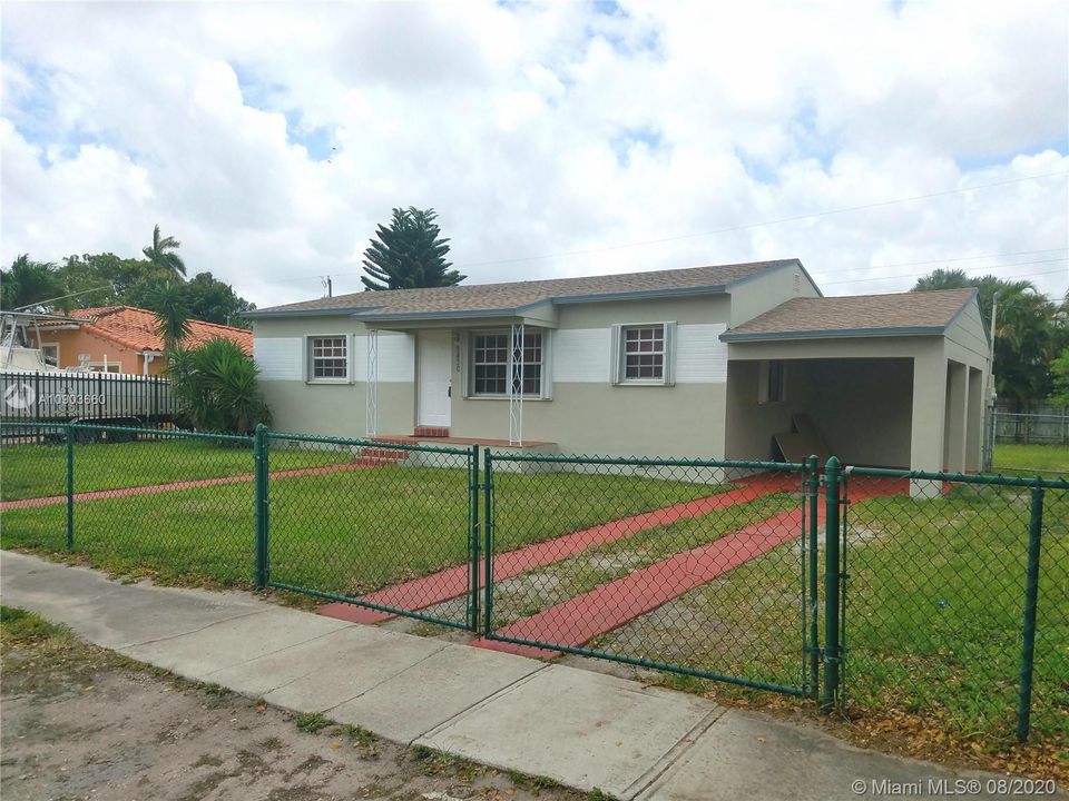 Recientemente alquilado: $2,000 (3 camas, 1 baños, 960 Pies cuadrados)