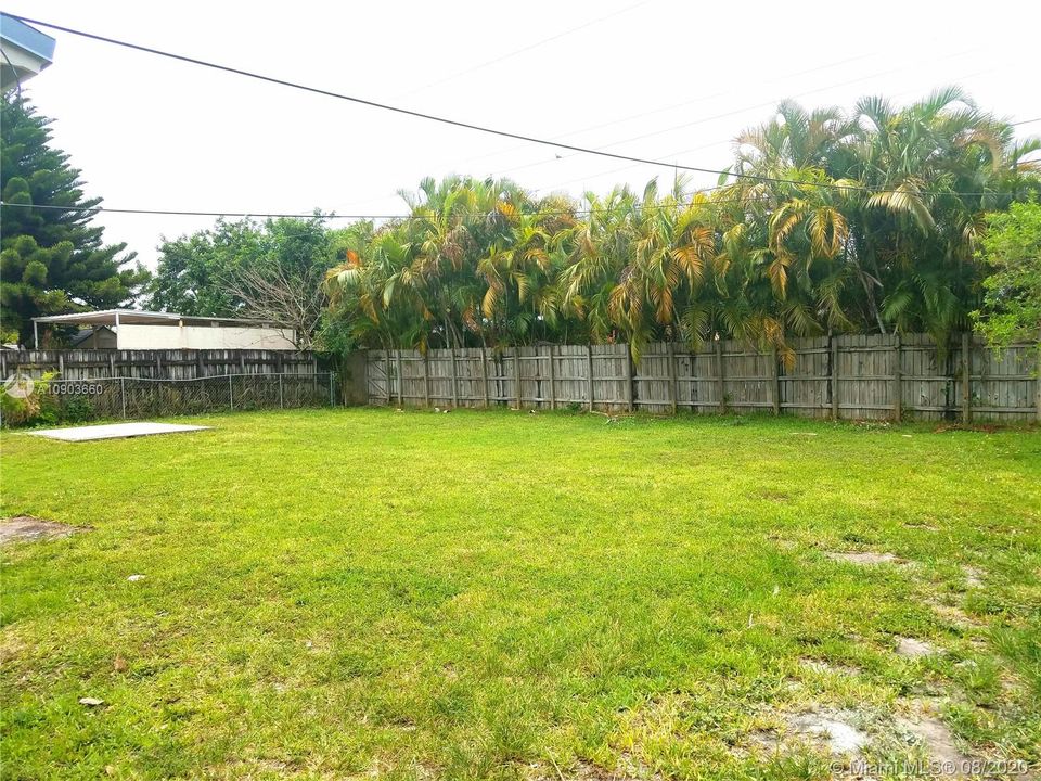 Recientemente alquilado: $2,000 (3 camas, 1 baños, 960 Pies cuadrados)