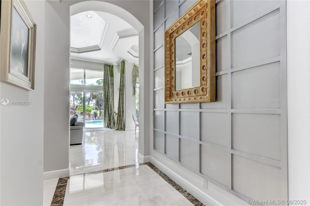 Vendido Recientemente: $1,649,000 (4 camas, 5 baños, 4465 Pies cuadrados)