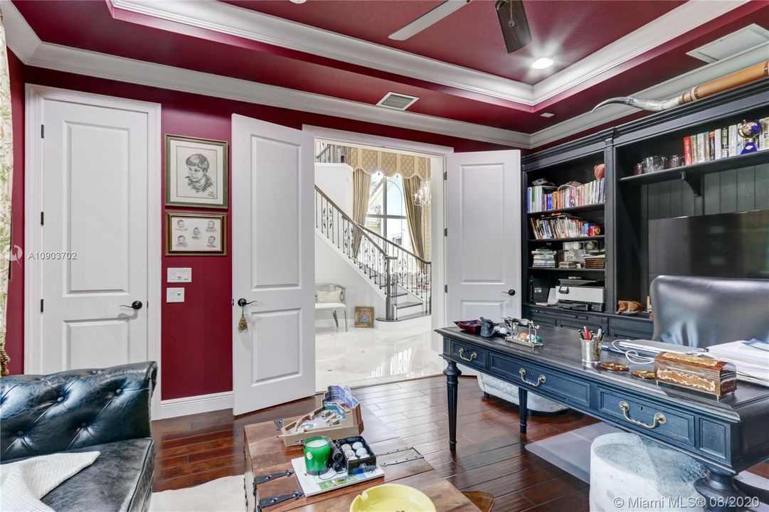 Vendido Recientemente: $1,649,000 (4 camas, 5 baños, 4465 Pies cuadrados)