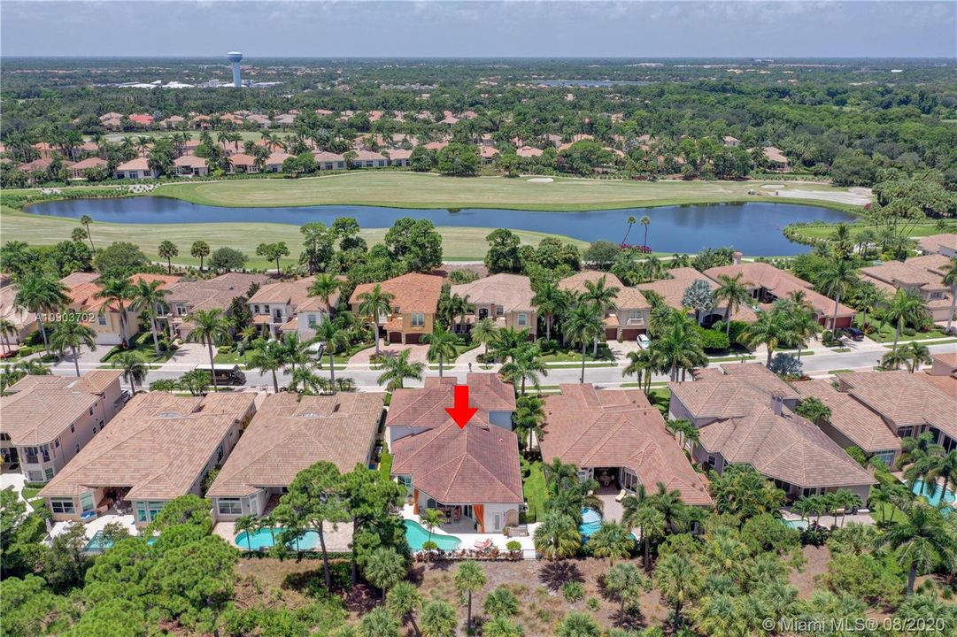 Vendido Recientemente: $1,649,000 (4 camas, 5 baños, 4465 Pies cuadrados)
