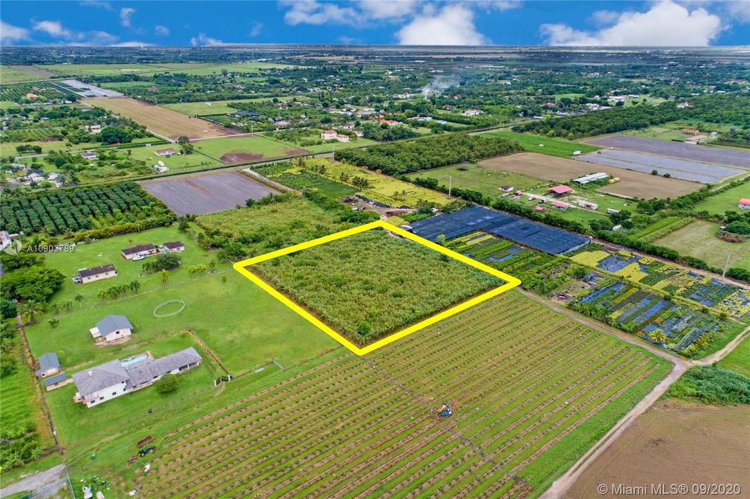 最近售出: $179,900 (2.57 acres)
