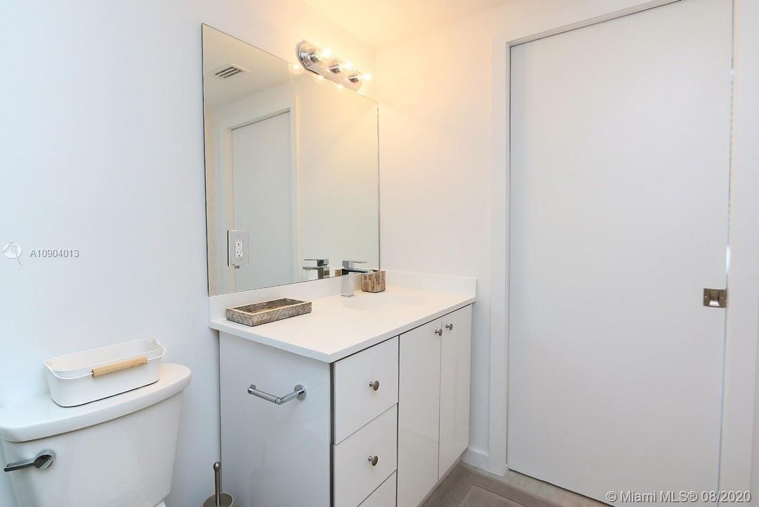 Recently Rented: $1,400 (1 beds, 1 baths, 445 Square Feet)
