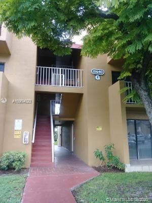 Recently Rented: $1,600 (2 beds, 2 baths, 896 Square Feet)