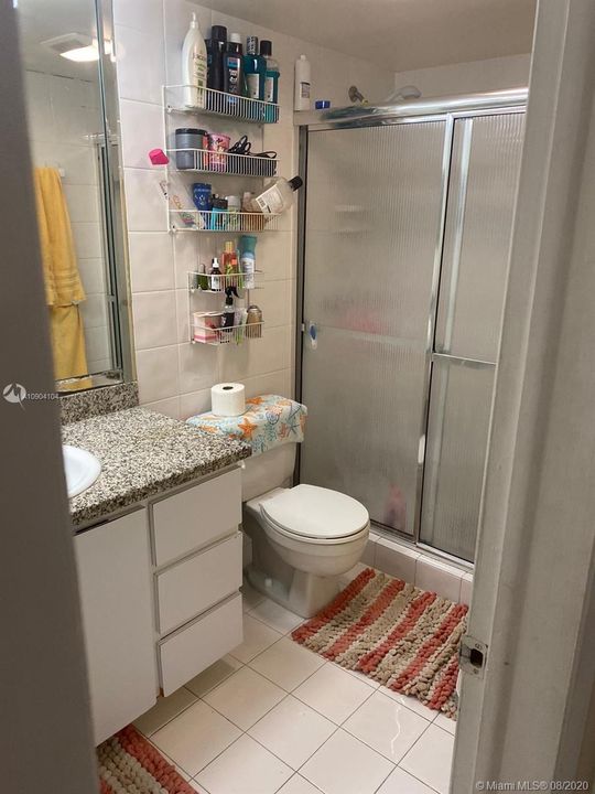 Vendido Recientemente: $160,000 (2 camas, 1 baños, 828 Pies cuadrados)