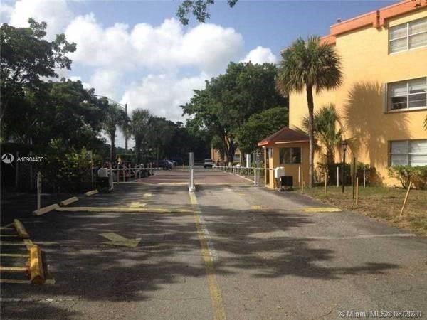 Vendido Recientemente: $112,500 (2 camas, 2 baños, 950 Pies cuadrados)