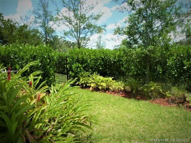 最近租的: $9,300 (5 贝兹, 6 浴室, 4301 平方英尺)