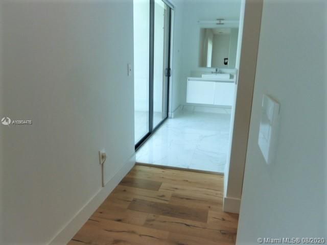 最近租的: $9,300 (5 贝兹, 6 浴室, 4301 平方英尺)