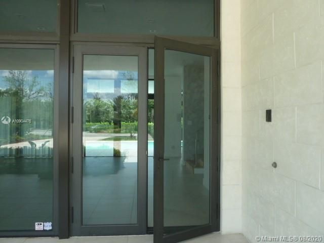 DOBLE DOOR ENTRANCE
