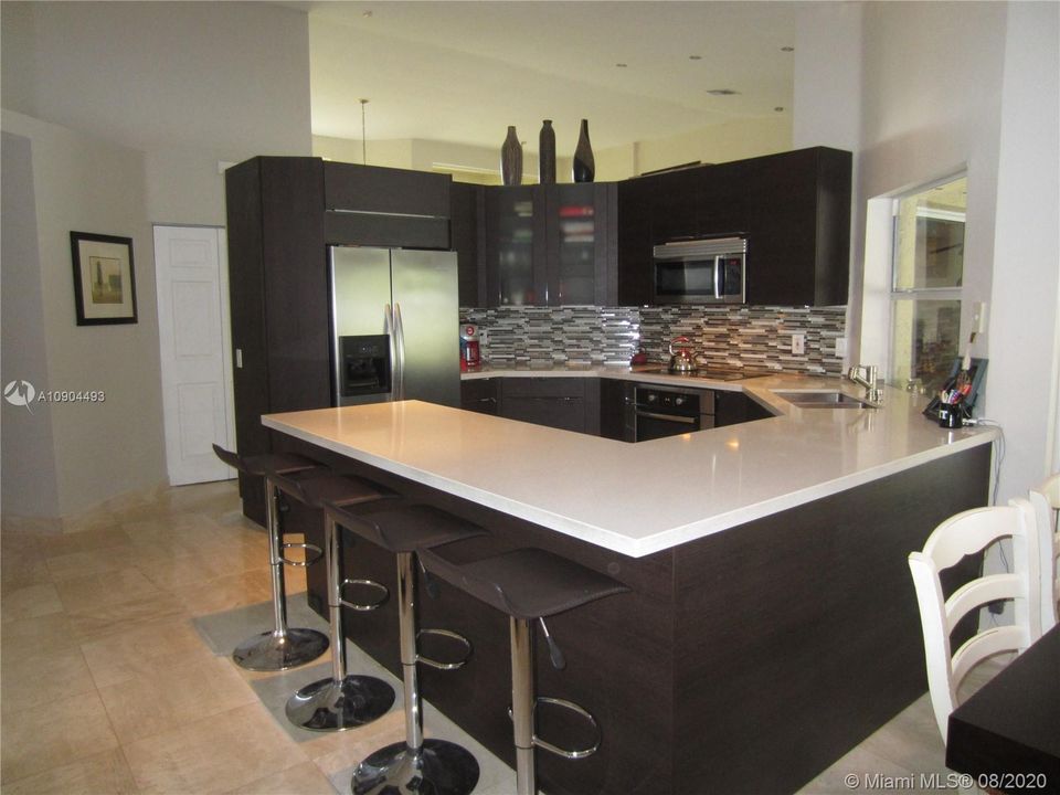 Recently Rented: $4,200 (4 beds, 2 baths, 2461 Square Feet)