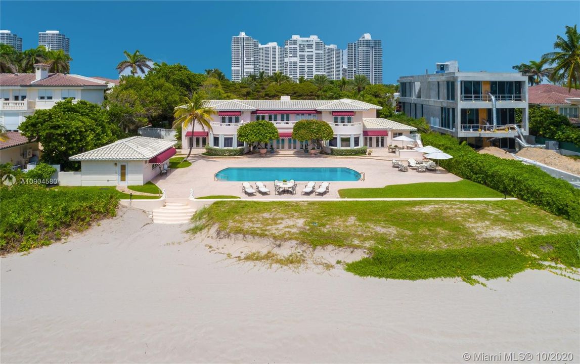 Недавно продано: $23,950,000 (7 спален, 6 ванн, 7761 Квадратных фут)