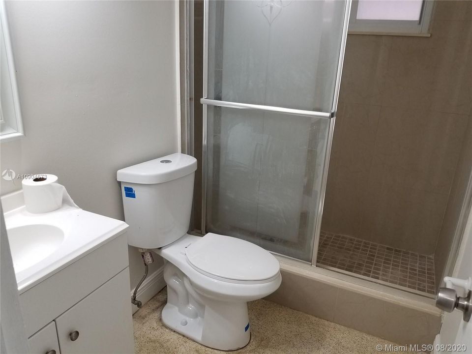 Recientemente alquilado: $2,200 (3 camas, 2 baños, 1444 Pies cuadrados)