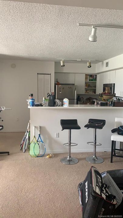 Recently Rented: $1,500 (2 beds, 2 baths, 960 Square Feet)