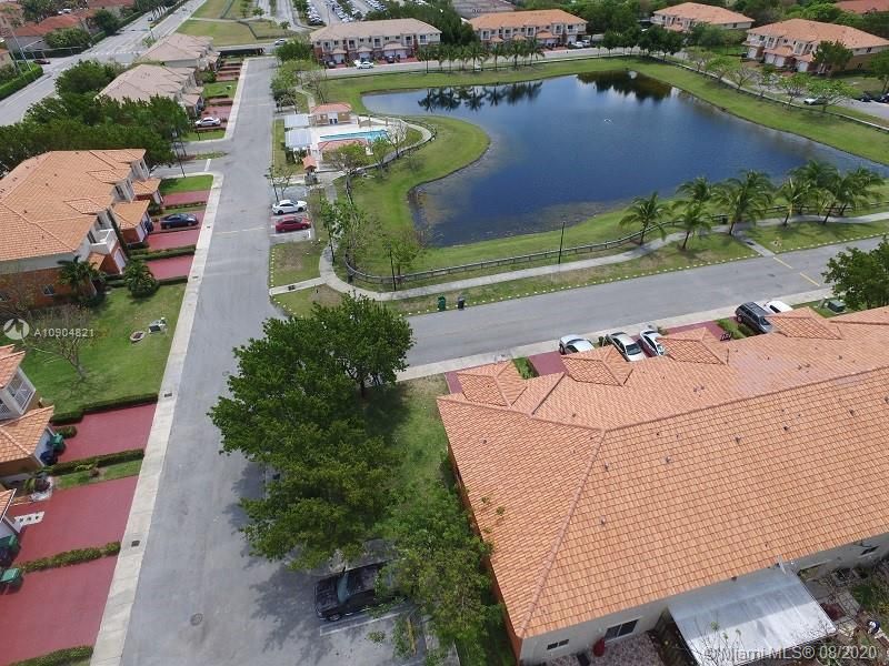 Recently Rented: $2,400 (4 beds, 2 baths, 2179 Square Feet)