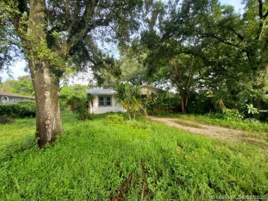 Recently Sold: $115,000 (2 beds, 1 baths, 921 Square Feet)