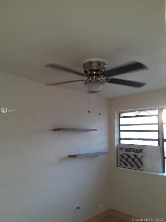 Vendido Recientemente: $799,999 (0 camas, 0 baños, 2878 Pies cuadrados)