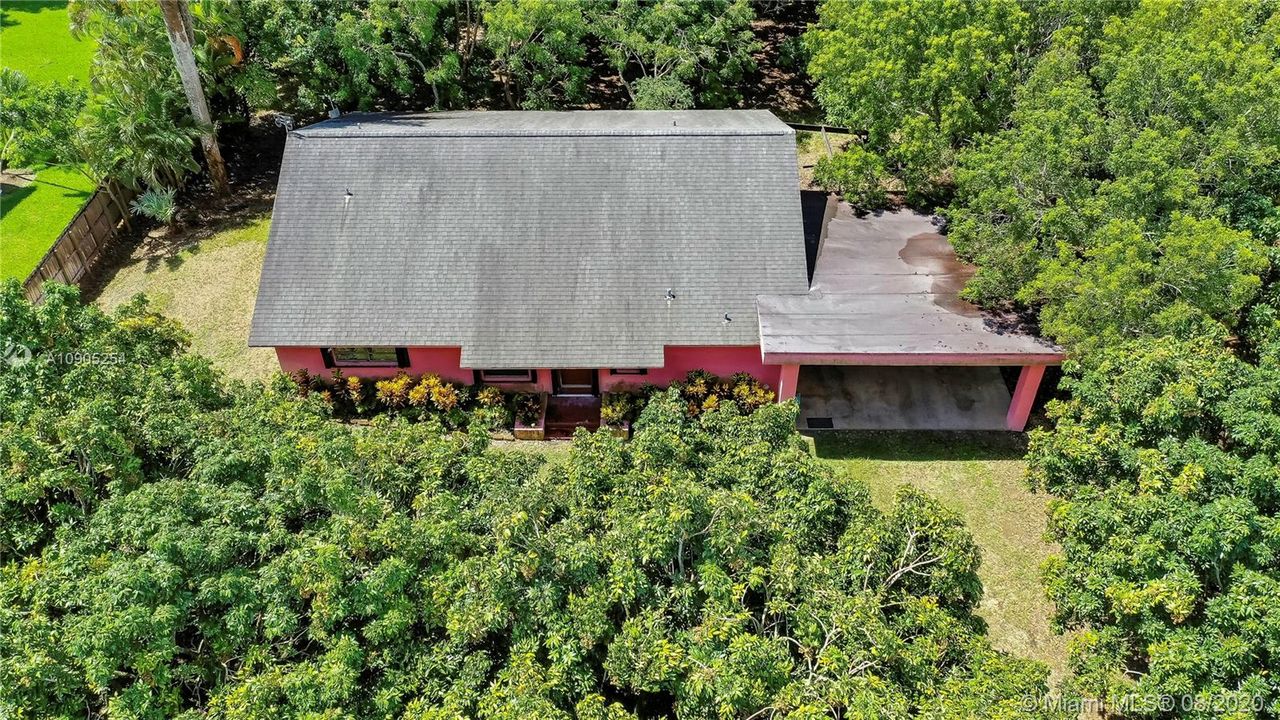 2BD/1.5BA on 2.64 Acres! Agriculturally Exempt.