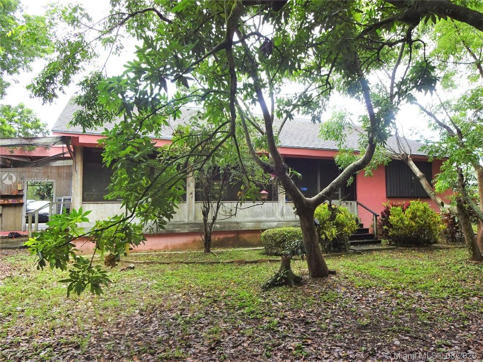 Vendido Recientemente: $475,000 (2 camas, 1 baños, 1538 Pies cuadrados)