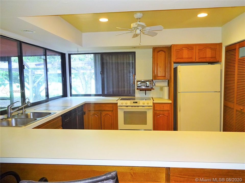 Vendido Recientemente: $475,000 (2 camas, 1 baños, 1538 Pies cuadrados)