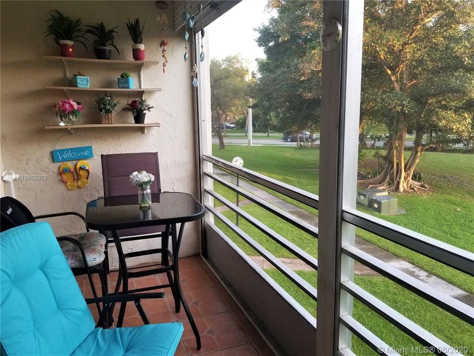 Recently Sold: $122,000 (2 beds, 2 baths, 1180 Square Feet)