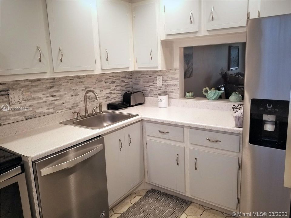 Recently Sold: $122,000 (2 beds, 2 baths, 1180 Square Feet)