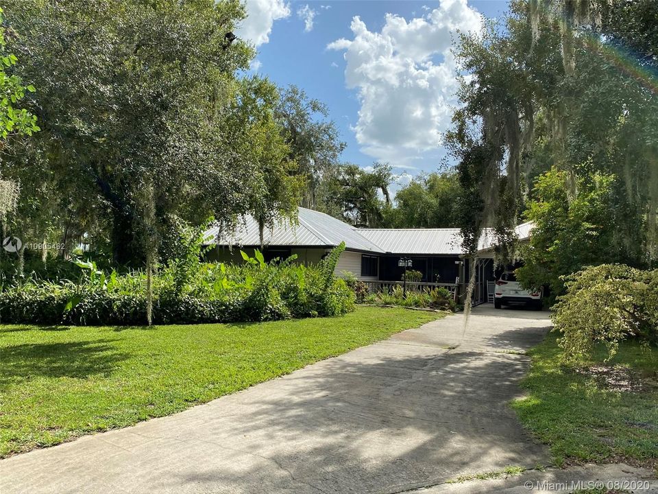 Recently Sold: $239,900 (3 beds, 2 baths, 1720 Square Feet)
