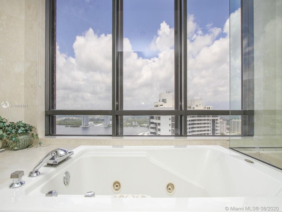 Недавно арендовано: $9,750 (3 спален, 4 ванн, 3750 Квадратных фут)